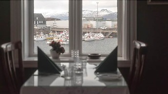Hotel Framtíð