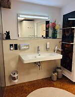 APT - Stone Lodge Salzburg