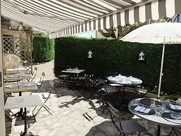 Auberge du Grand Dauphin