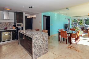 Castillo de Arena by NAS