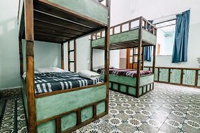 Posada Vee Yuu - Hostel