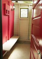 Lower Dover Jungle Lodge & Maya Ruins - Hostel