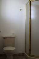 Sleep For Less Motel