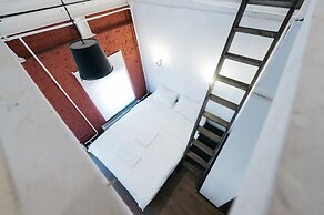 Keds Hostel & Coffee house