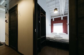 Keds Hostel & Coffee house