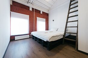 Keds Hostel & Coffee house