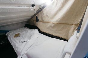 Keds Hostel & Coffee house