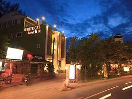 White Cat Hotel