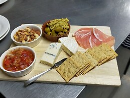 Madarao Mountain Lodge