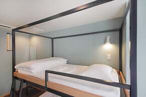 R Star Hostel Kyoto Japan