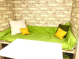 Guesthouse Sakura Komachi - Hostel