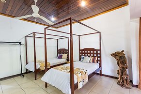 Adlib Executive Lodge