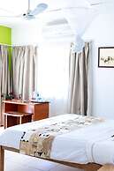 Adlib Executive Lodge