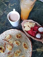 Lovina Central Hostel