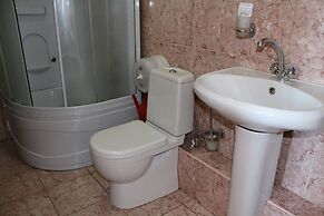 Gostiny Dvor Hotel - Hostel