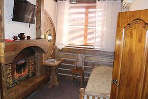 Gostiny Dvor Hotel - Hostel