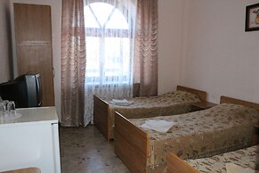 Gostiny Dvor Hotel - Hostel