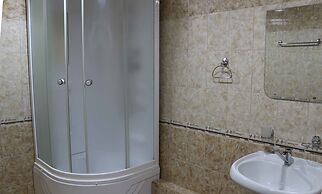 Gostiny Dvor Hotel - Hostel