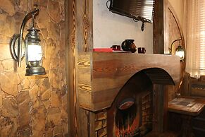 Gostiny Dvor Hotel - Hostel