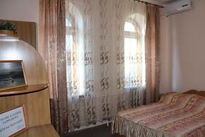 Gostiny Dvor Hotel - Hostel