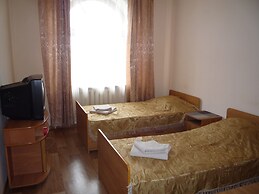 Gostiny Dvor Hotel - Hostel