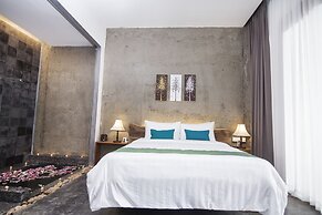 Sarina Boutique Hotel