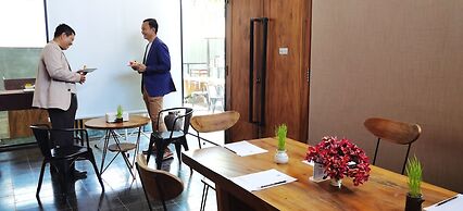 Sarina Boutique Hotel