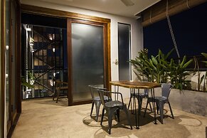 Sarina Boutique Hotel