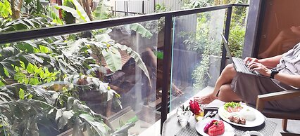 Sarina Boutique Hotel