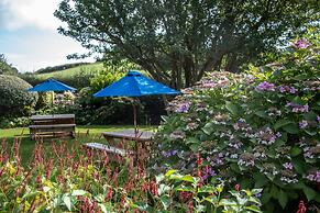 The Greyhound Inn & Hotel