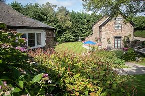 The Greyhound Inn & Hotel