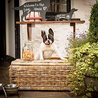 The Greyhound Inn & Hotel