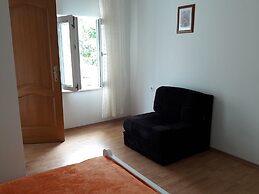 Apartments Metajna X