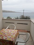 Apartments Metajna X