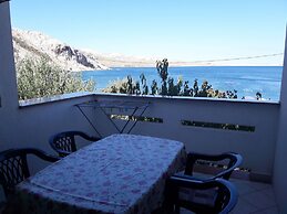 Apartments Metajna X