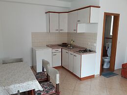 Apartments Metajna X