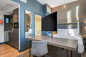 Roomzzz Manchester Victoria