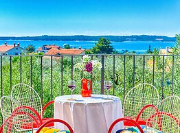 Blue Story Apartments