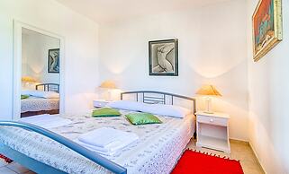 Blue Story Apartments