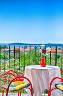 Blue Story Apartments