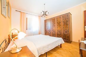 Vacation Pool Apartments