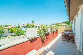 Vacation Pool Apartments