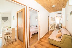 Vacation Pool Apartments