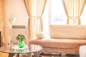 Vacation Pool Apartments