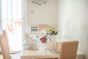 Vacation Pool Apartments