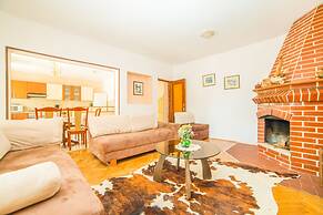 Vacation Pool Apartments