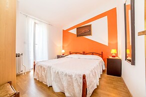 Vacation Pool Apartments