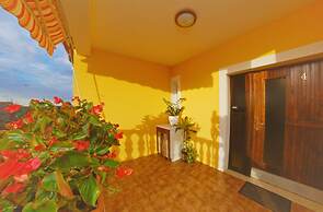 Vacation Pool Apartments