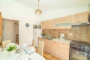 Vacation Pool Apartments