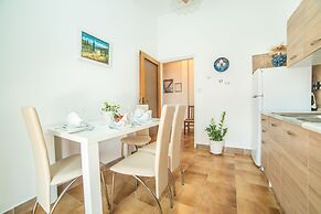 Vacation Pool Apartments